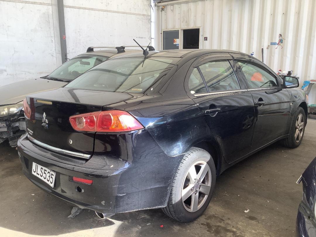 Photo '6' of Mitsubishi Galant Fortis Photo '6' of Mitsubishi Galant Fortis