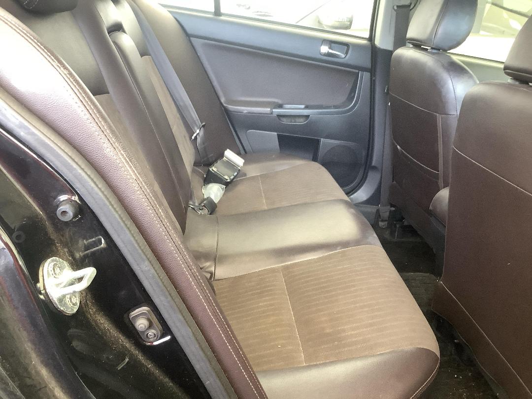 Photo '10' of Mitsubishi Galant Fortis Photo '10' of Mitsubishi Galant Fortis