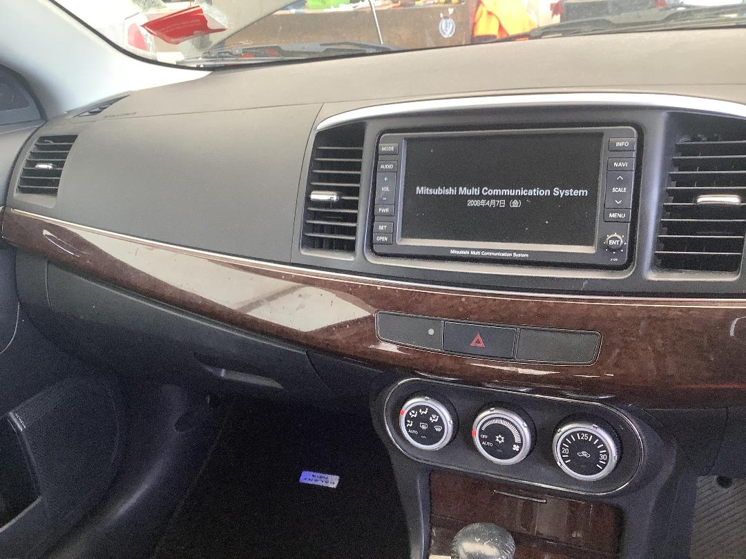 Photo '18' of Mitsubishi Galant Fortis Photo '18' of Mitsubishi Galant Fortis