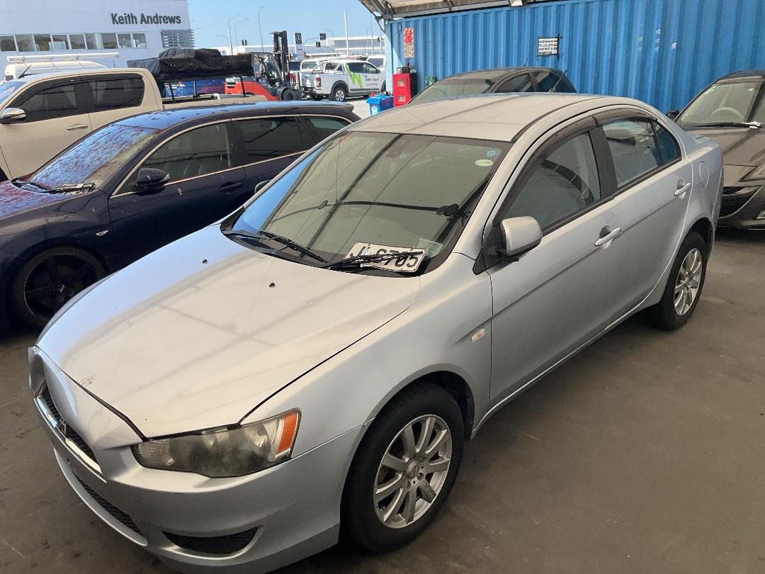 Photo '6' of Mitsubishi Galant Fortis