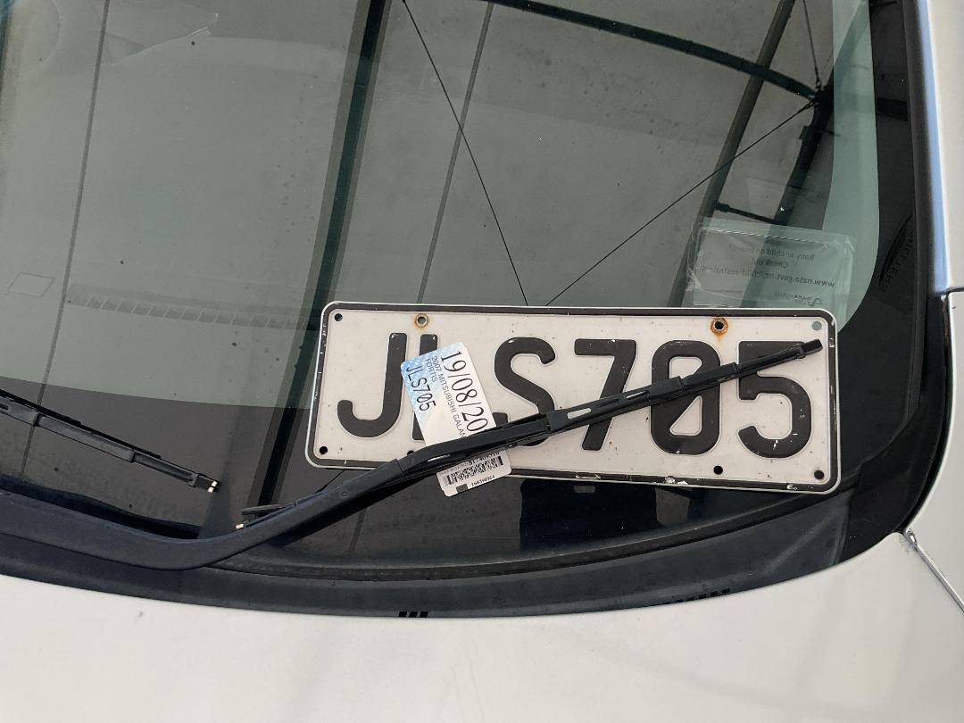 Photo '25' of Mitsubishi Galant Fortis