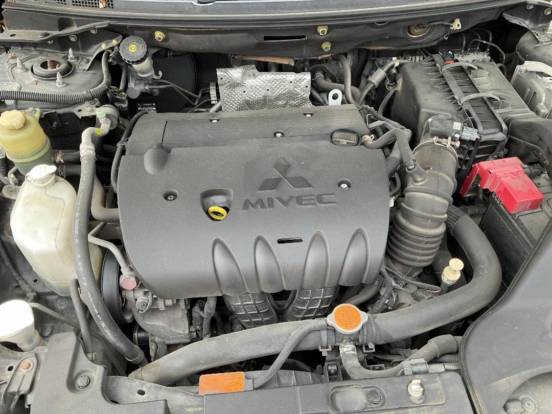 Photo '20' of Mitsubishi Galant Fortis 2.0L Mivec