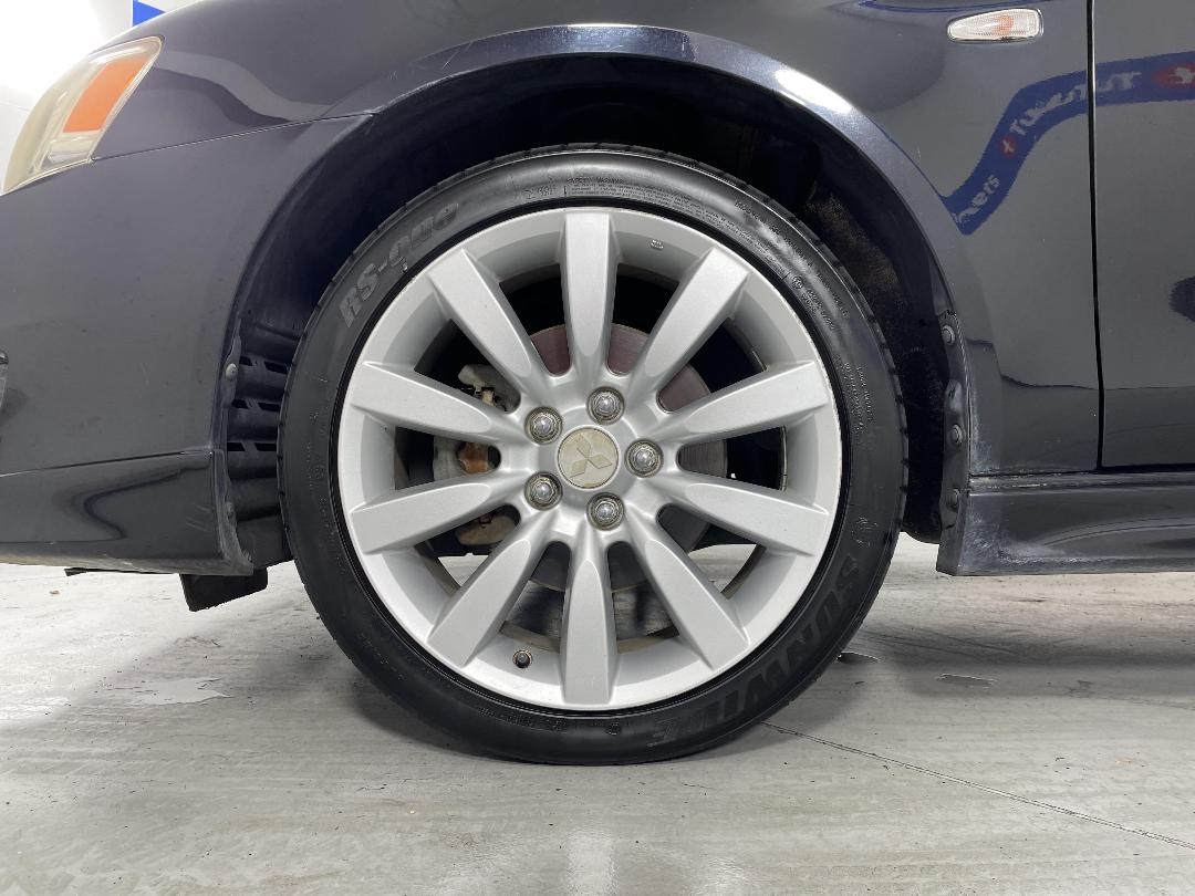 Photo '10' of Mitsubishi Galant Photo '10' of Mitsubishi Galant