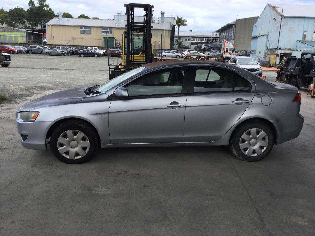 Photo '4' of Mitsubishi Galant Photo '4' of Mitsubishi Galant