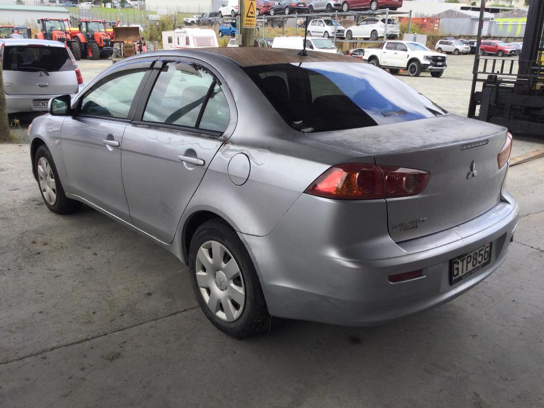 Photo '5' of Mitsubishi Galant Photo '5' of Mitsubishi Galant