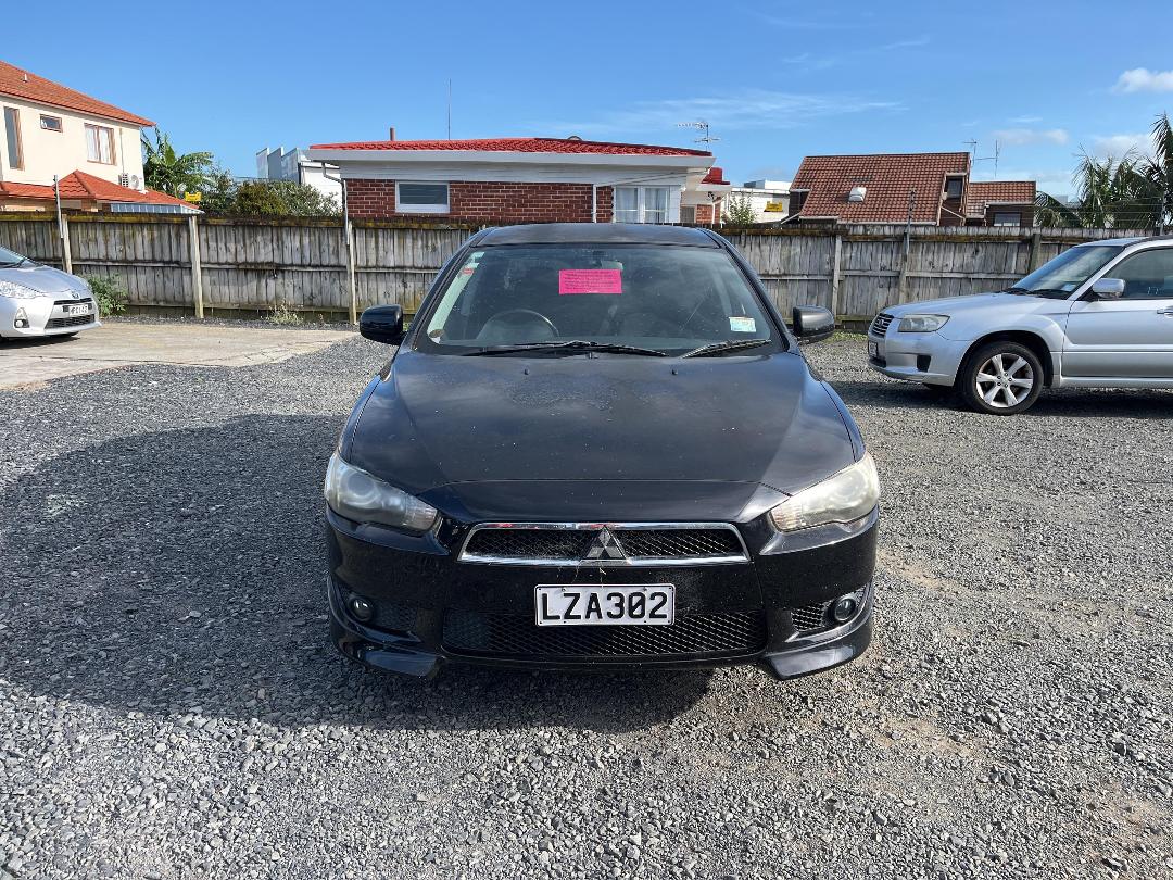 Photo '2' of Mitsubishi Galant Photo '2' of Mitsubishi Galant