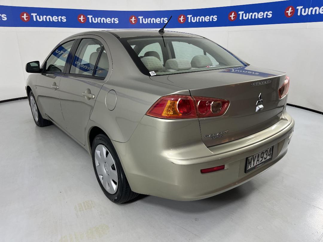 Photo '5' of Mitsubishi Galant