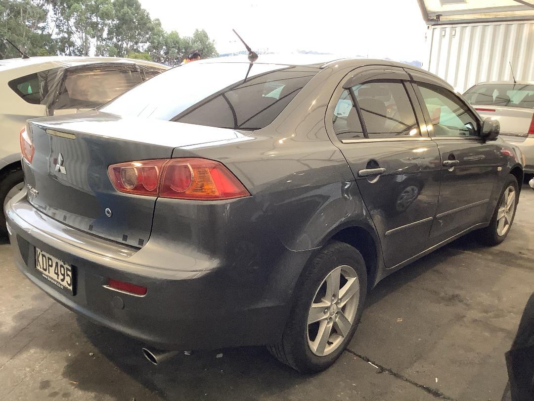 Photo '3' of Mitsubishi Galant Fortis