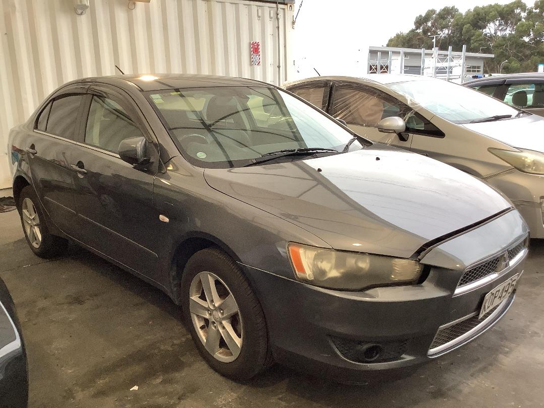 Photo '2' of Mitsubishi Galant Fortis