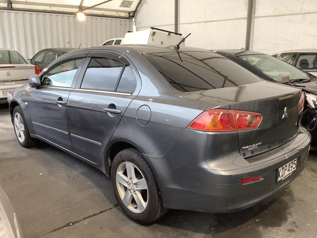 Photo '5' of Mitsubishi Galant Fortis