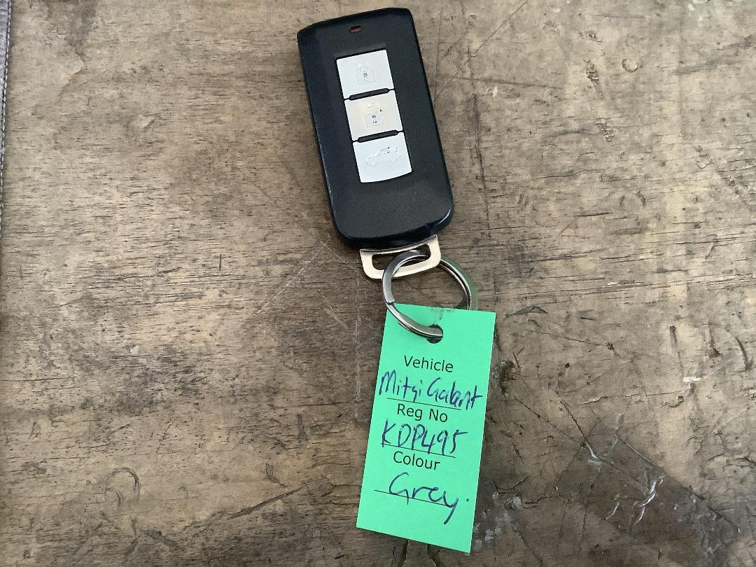 Photo '16' of Mitsubishi Galant Fortis