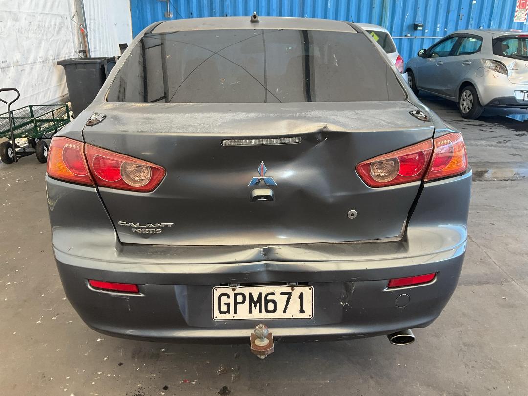 Photo '5' of Mitsubishi Galant Fortis