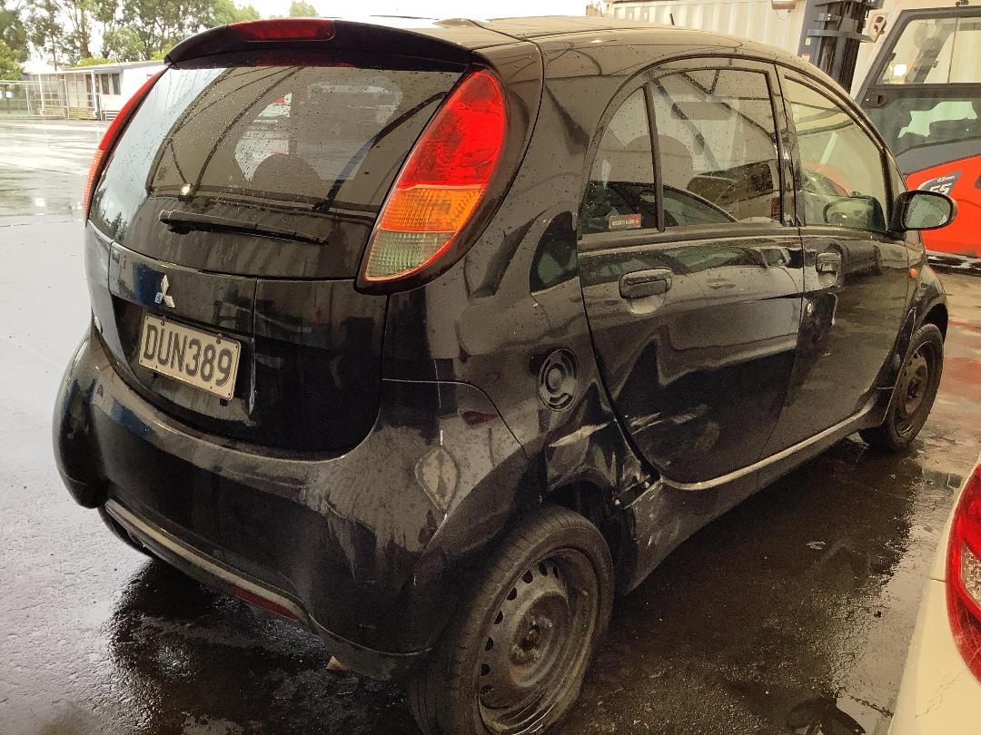 Photo '3' of Mitsubishi I-CAR 660P Photo '3' of Mitsubishi I-CAR 660P