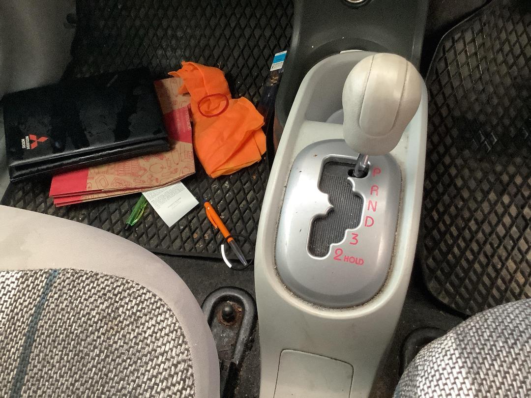 Photo '16' of Mitsubishi I-CAR 660P Photo '16' of Mitsubishi I-CAR 660P