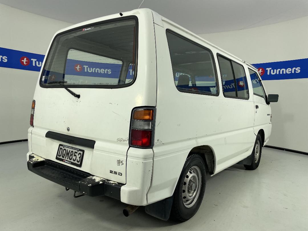 Photo '7' of Mitsubishi L300