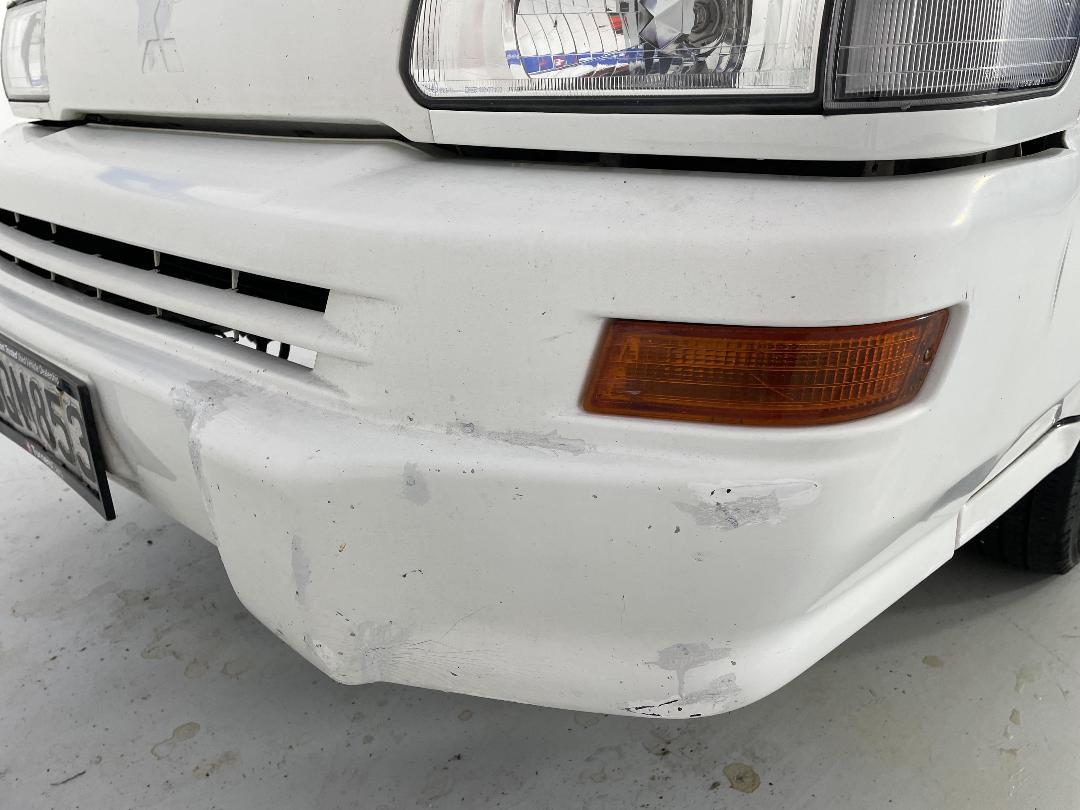 Photo '26' of Mitsubishi L300