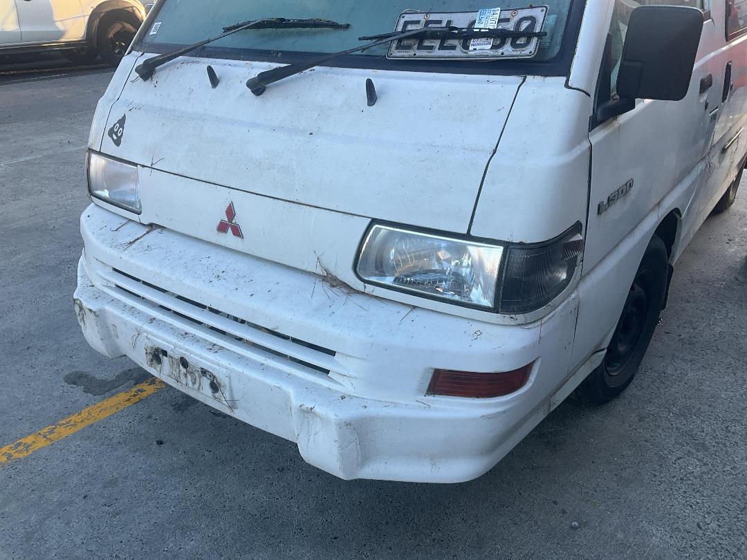 Photo '7' of Mitsubishi L300 LWB