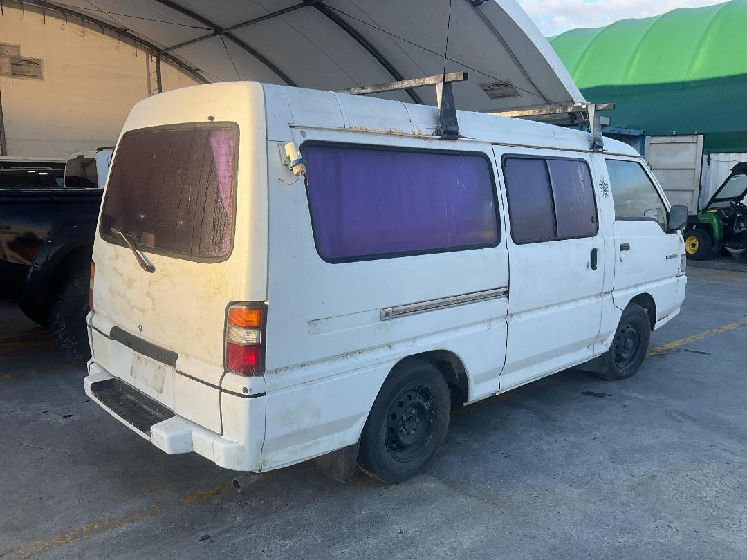 Photo '19' of Mitsubishi L300 LWB