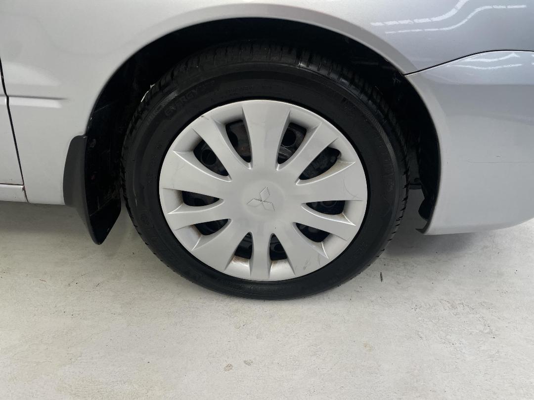 Photo '9' of Mitsubishi Lancer Photo '9' of Mitsubishi Lancer