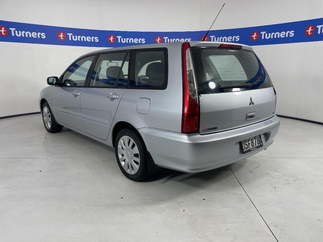 Photo '5' of Mitsubishi Lancer Photo '5' of Mitsubishi Lancer