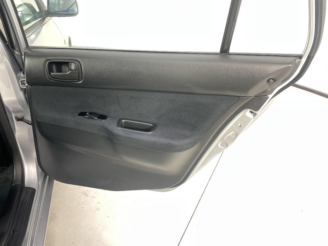 Photo '19' of Mitsubishi Lancer Photo '19' of Mitsubishi Lancer