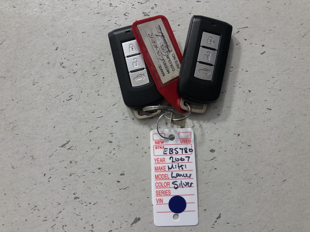 Photo '22' of Mitsubishi Lancer