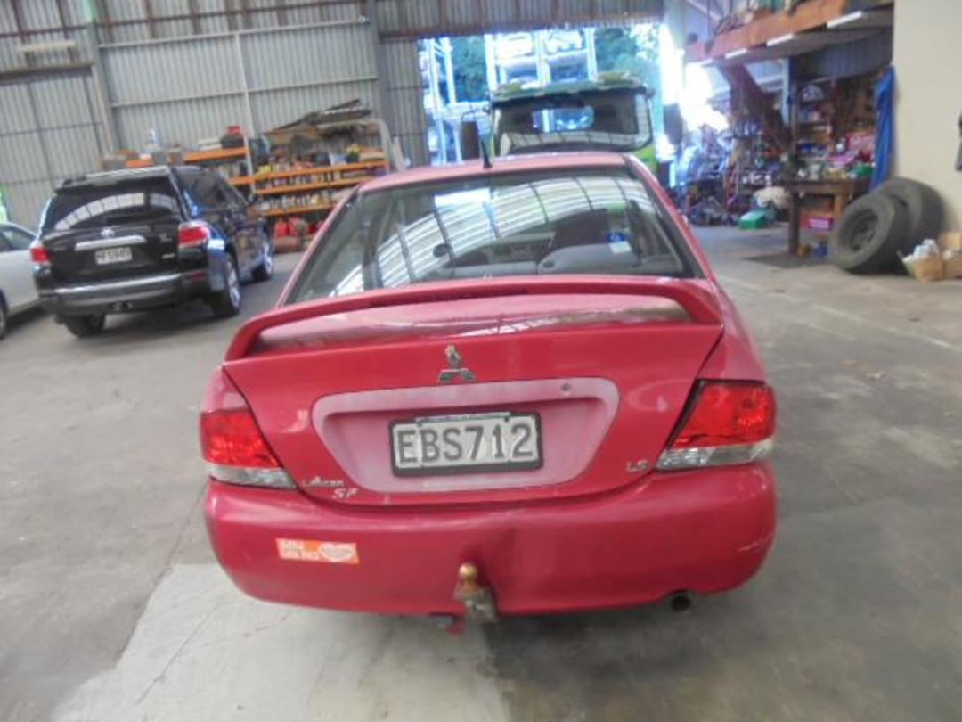 Photo '3' of Mitsubishi Lancer LS-SP