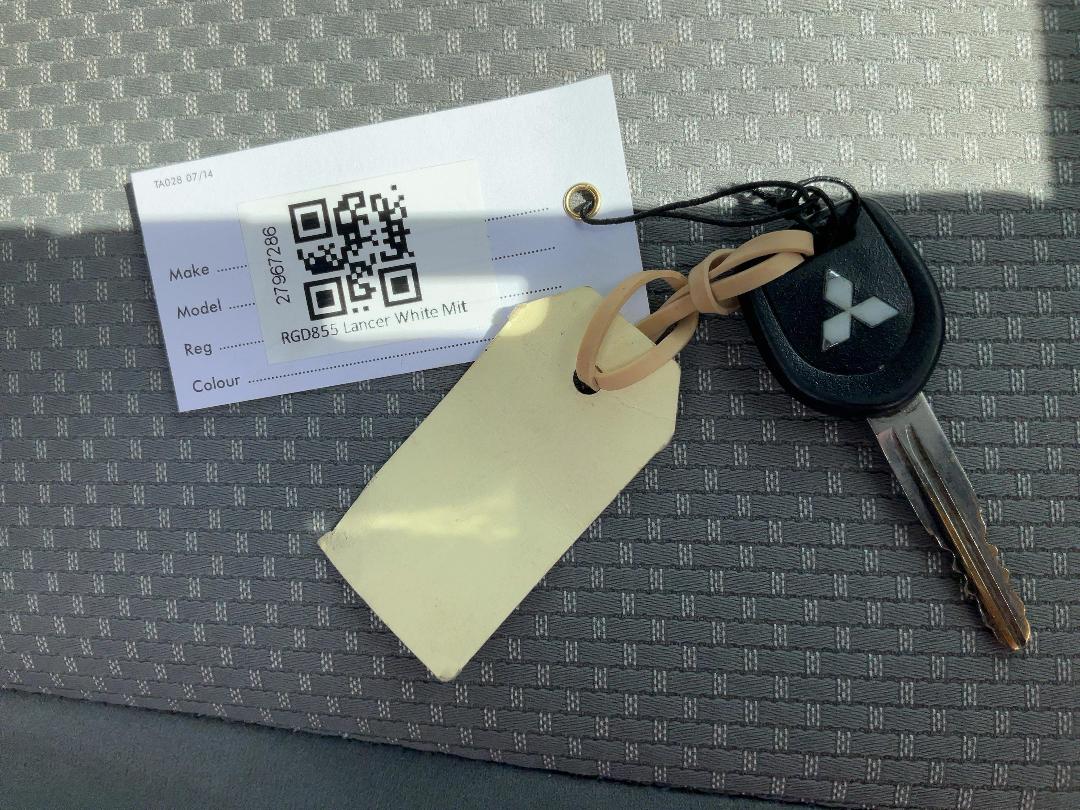 Photo '25' of Mitsubishi Lancer