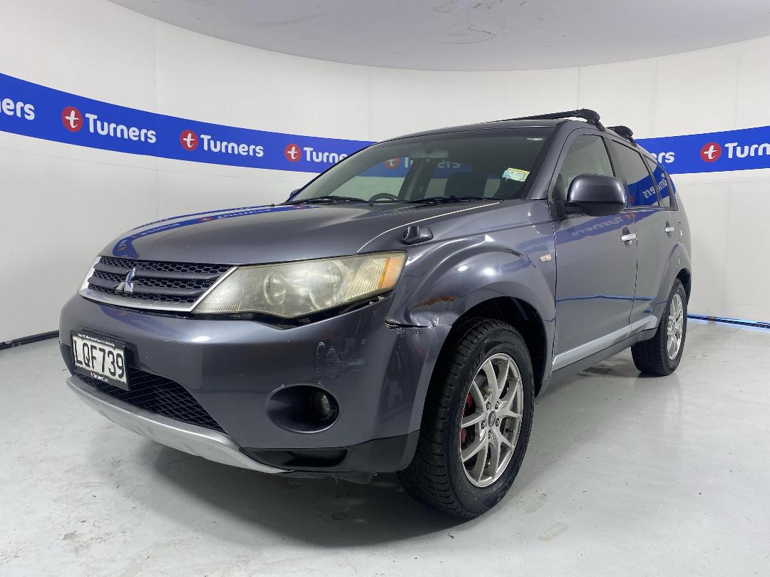 Photo '4' of Mitsubishi Outlander Photo '4' of Mitsubishi Outlander