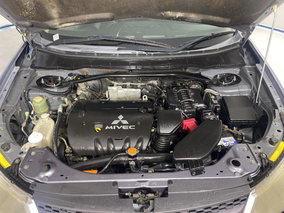 Photo '13' of Mitsubishi Outlander Photo '13' of Mitsubishi Outlander