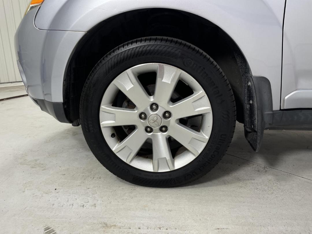 Photo '10' of Mitsubishi Outlander Photo '10' of Mitsubishi Outlander