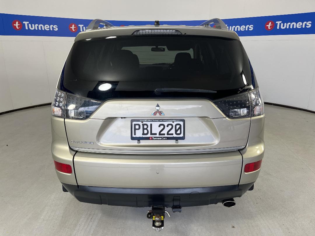 Photo '6' of Mitsubishi Outlander Photo '6' of Mitsubishi Outlander