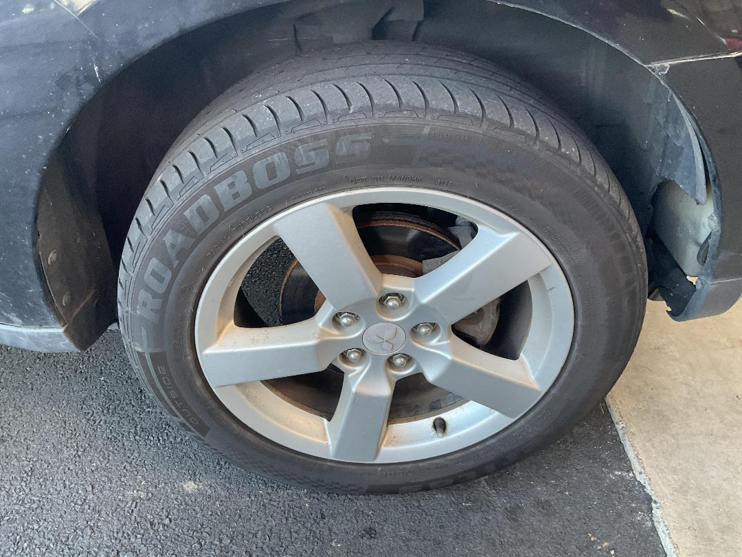 Photo '10' of Mitsubishi Outlander Photo '10' of Mitsubishi Outlander