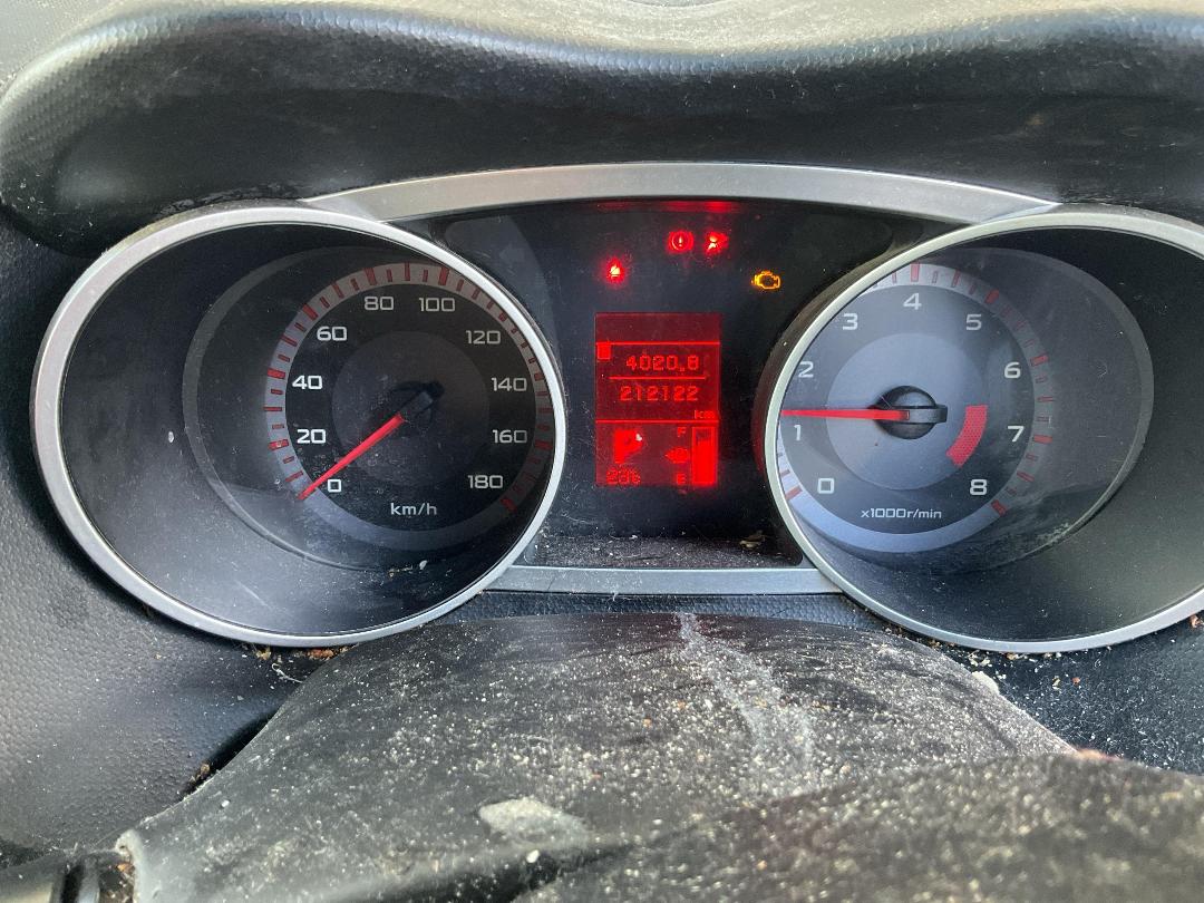 Photo '15' of Mitsubishi Outlander Photo '15' of Mitsubishi Outlander