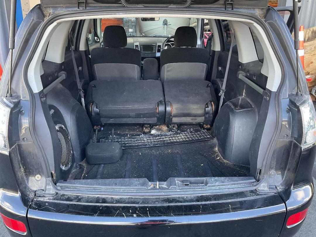 Photo '19' of Mitsubishi Outlander Photo '19' of Mitsubishi Outlander