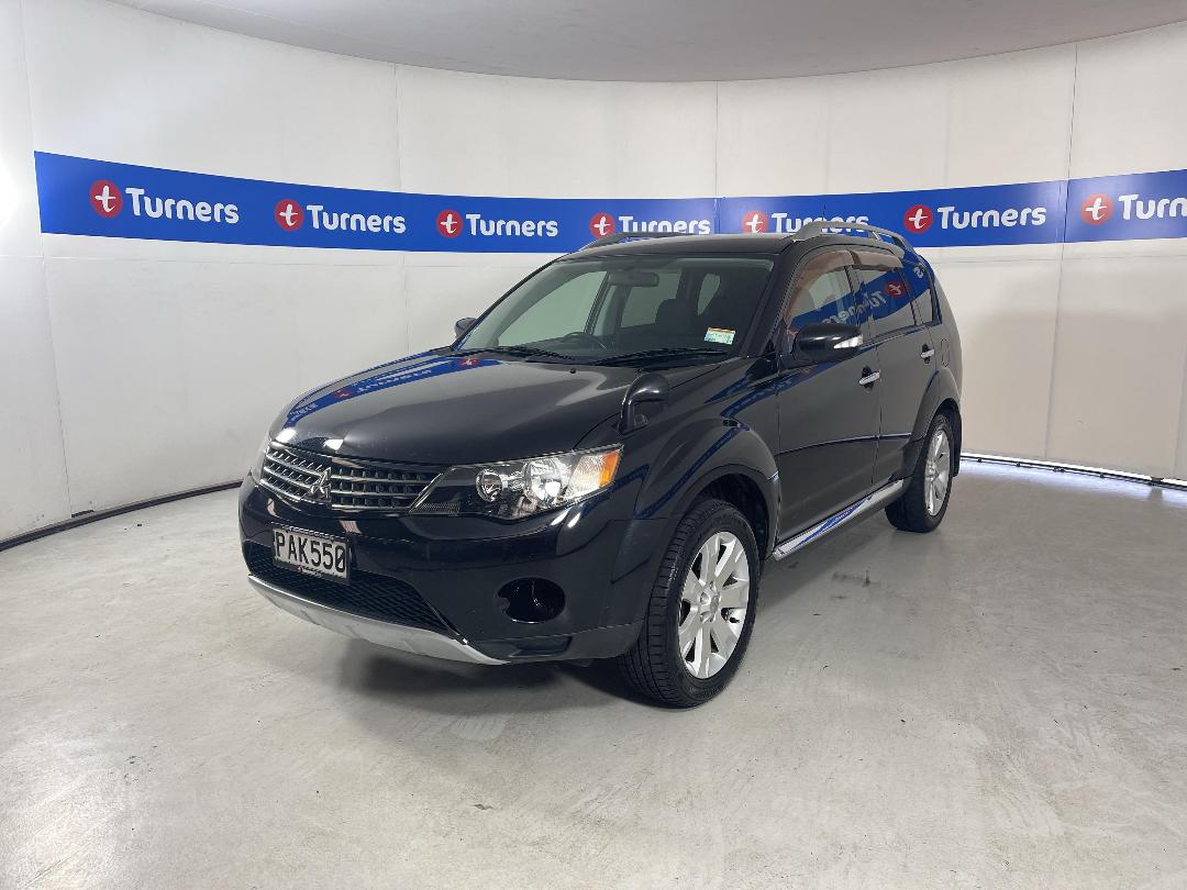 Photo '4' of Mitsubishi Outlander