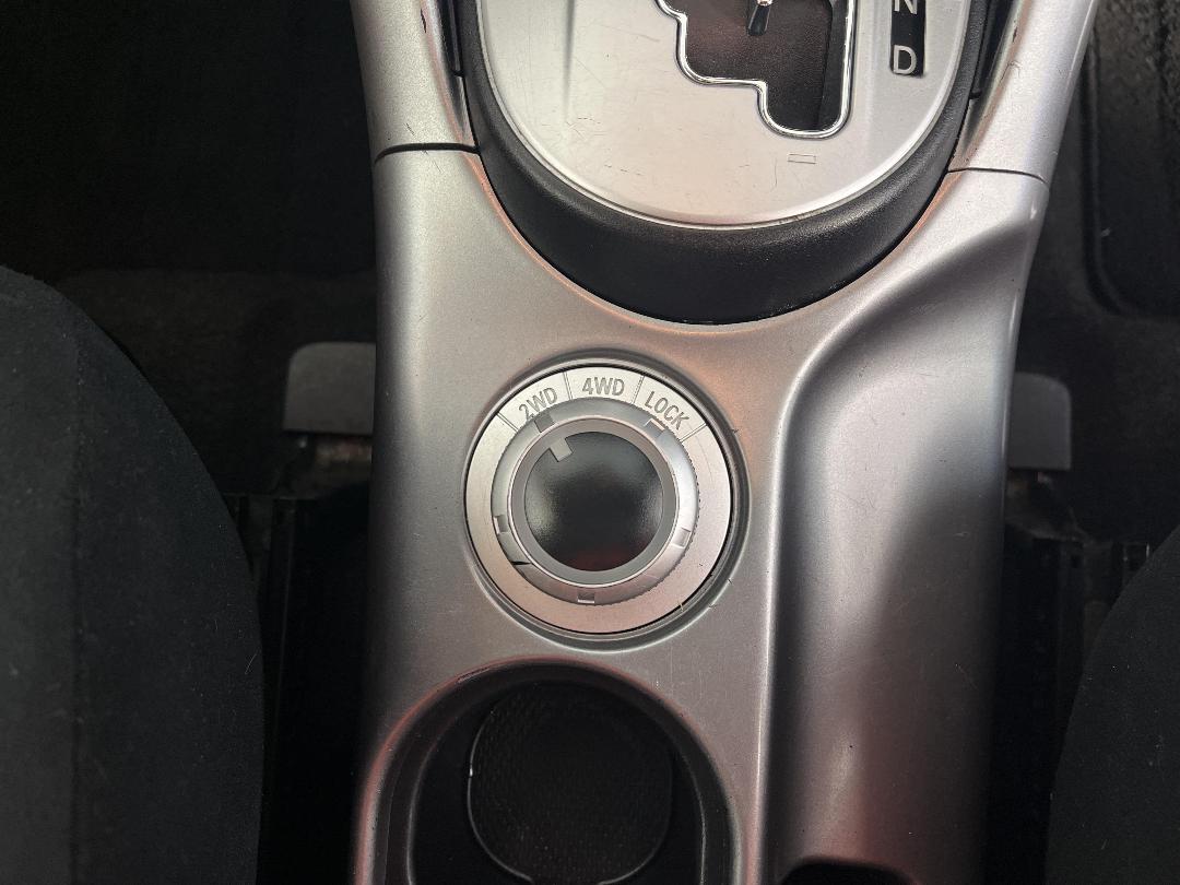 Photo '30' of Mitsubishi Outlander