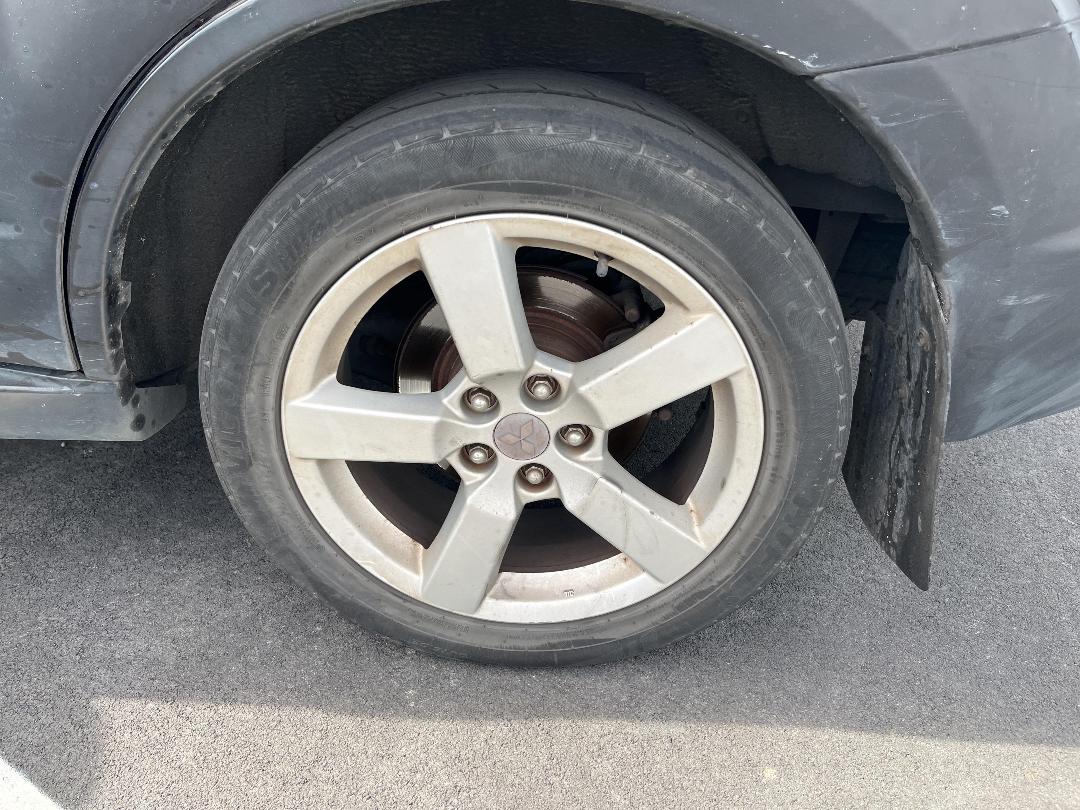 Photo '11' of Mitsubishi Outlander Photo '11' of Mitsubishi Outlander