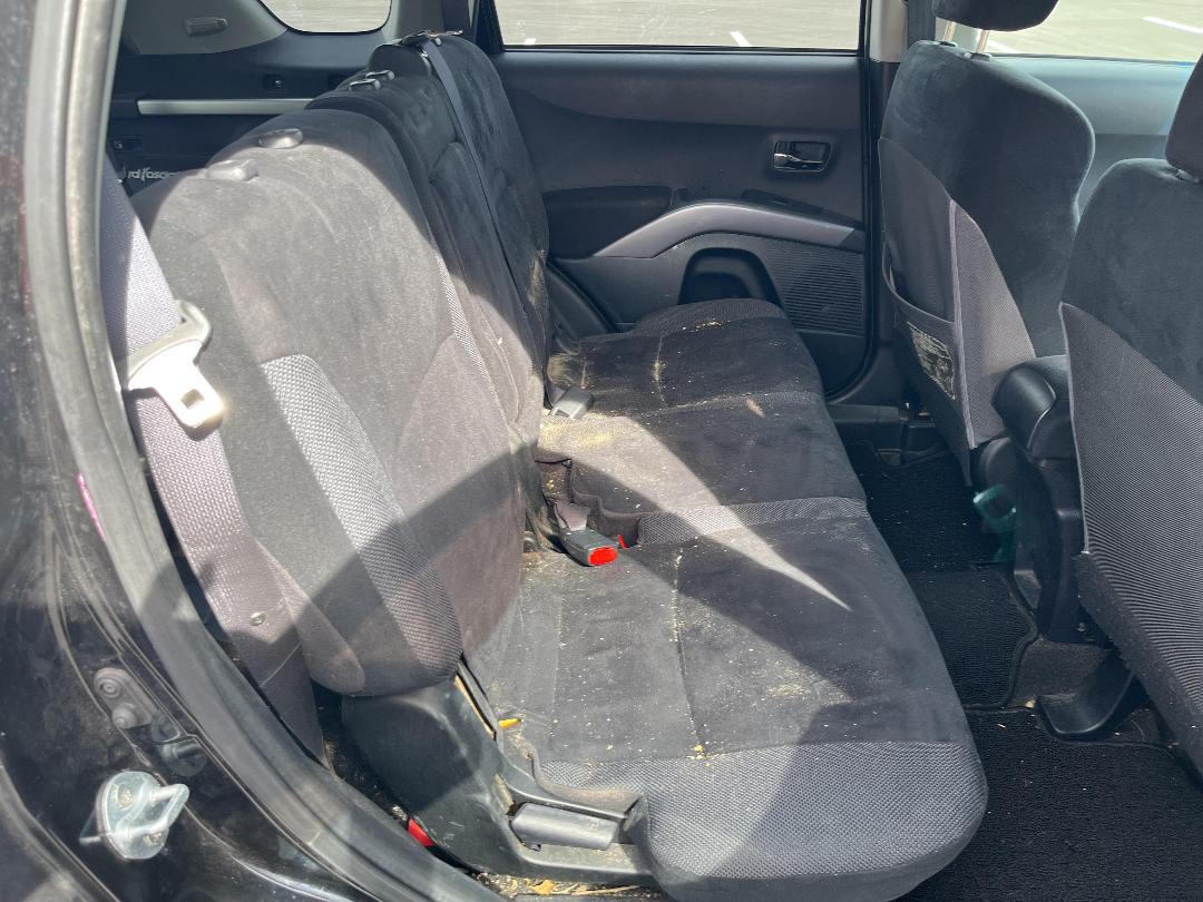 Photo '18' of Mitsubishi Outlander Photo '18' of Mitsubishi Outlander