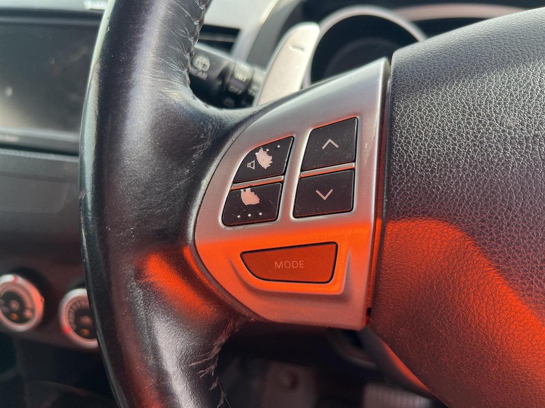 Photo '21' of Mitsubishi Outlander Photo '21' of Mitsubishi Outlander