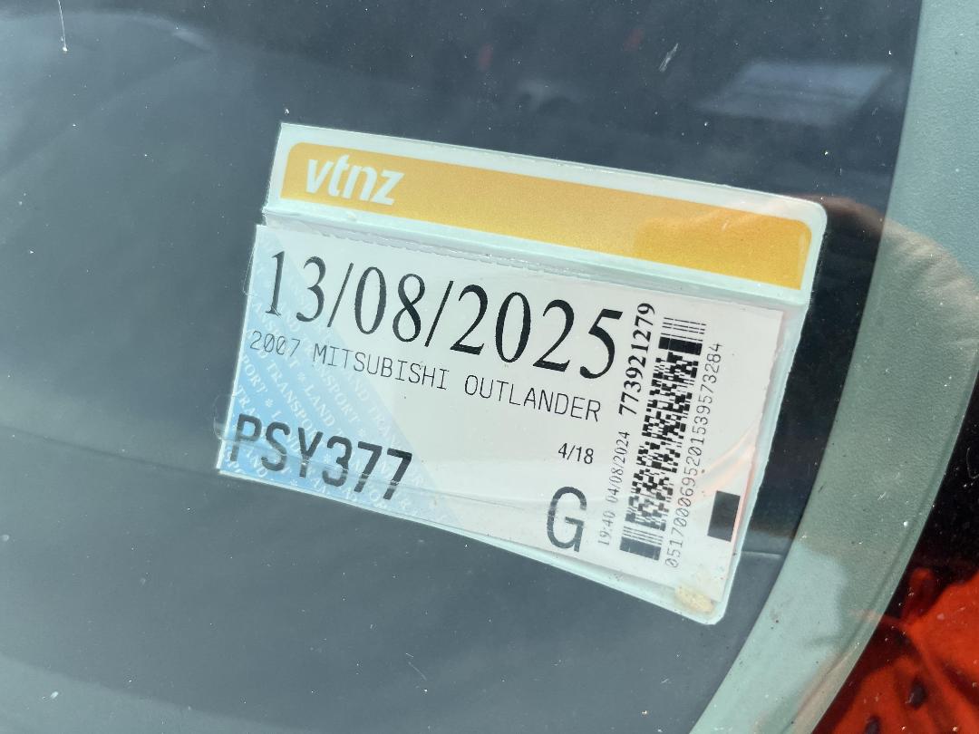 Photo '26' of Mitsubishi Outlander Photo '26' of Mitsubishi Outlander