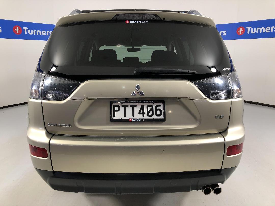 Photo '6' of Mitsubishi Outlander Photo '6' of Mitsubishi Outlander