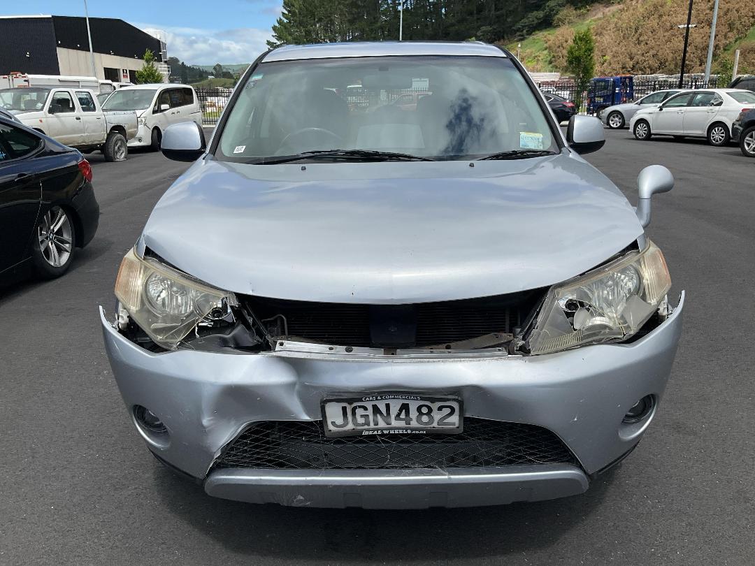 Photo '6' of Mitsubishi Outlander Photo '6' of Mitsubishi Outlander