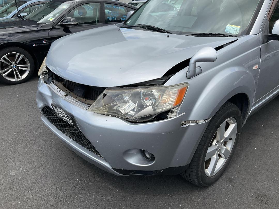 Photo '12' of Mitsubishi Outlander Photo '12' of Mitsubishi Outlander