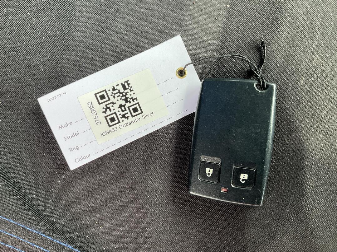 Photo '26' of Mitsubishi Outlander Photo '26' of Mitsubishi Outlander