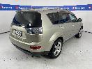 Thumbnail '7' of Mitsubishi Outlander