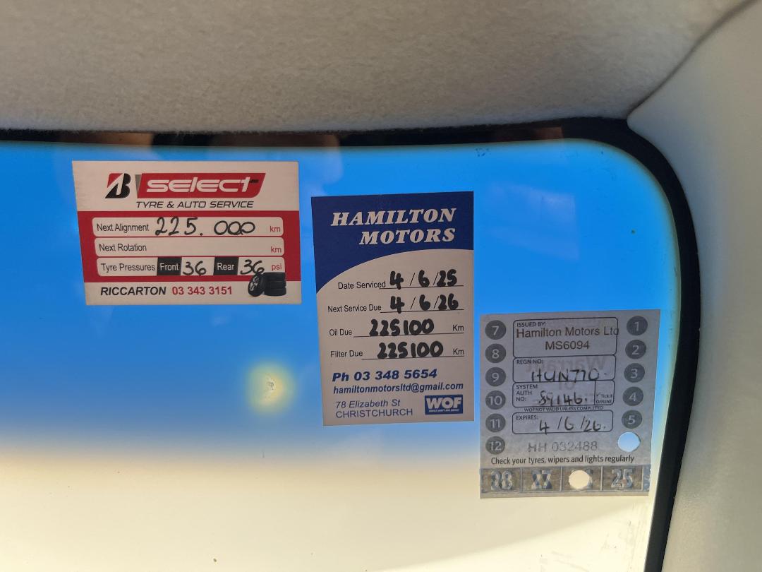 Photo '29' of Mitsubishi Outlander