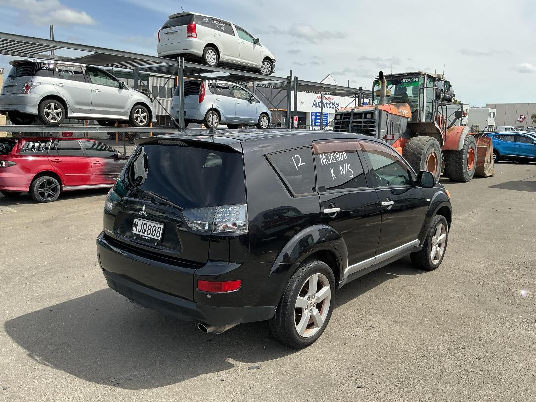 Photo '6' of Mitsubishi Outlander Photo '6' of Mitsubishi Outlander