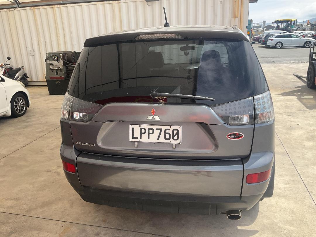 Photo '4' of Mitsubishi Outlander Photo '4' of Mitsubishi Outlander