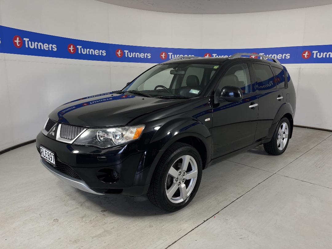 Photo '4' of Mitsubishi Outlander